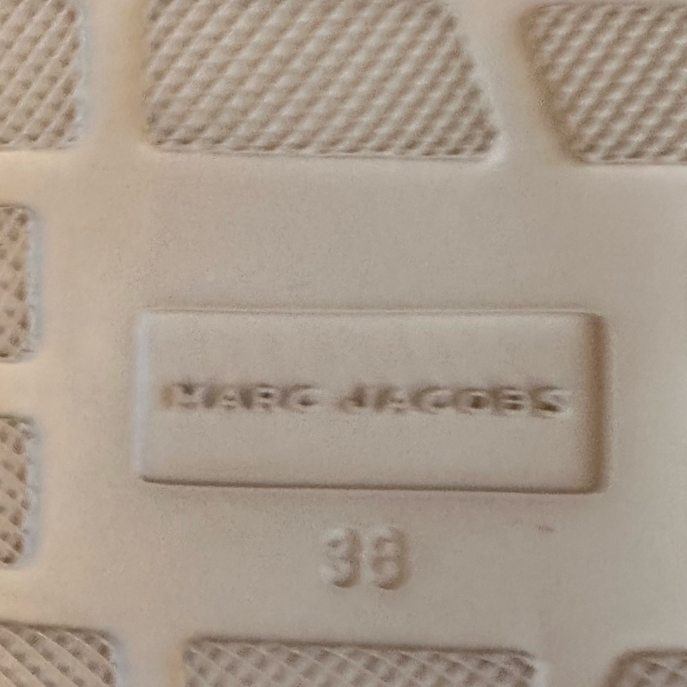 Marc Jacobs Women's Emerson Pompom Sport Sandal Slide - Picture 9 of 9